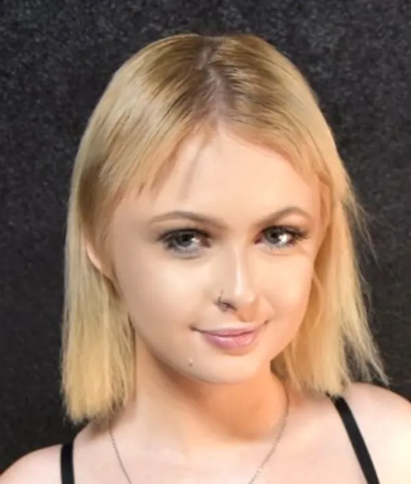 Carrie Sage's photo 5