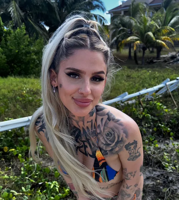 Cassandra Renaud's BabeWiki Profile