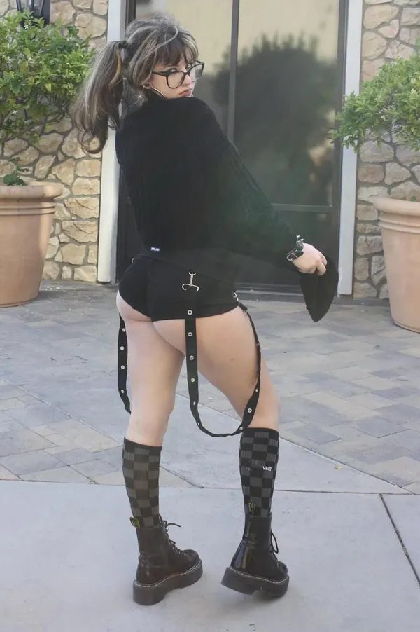 Catfan Machinee's photo 6