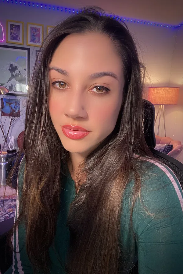 Ceara Lynch's photo 4