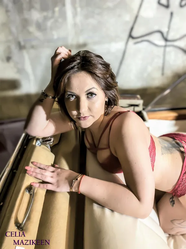 Celia Mazikeen's photo 4