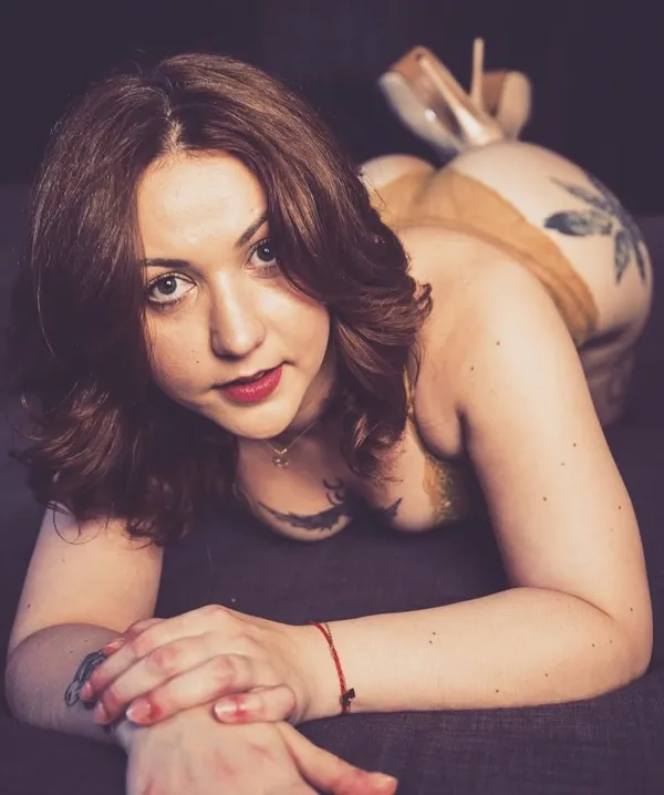 Celia Mazikeen's photo 7