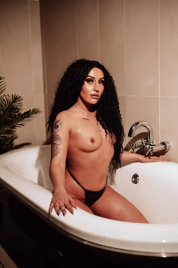 Chanella Wella's photo 4