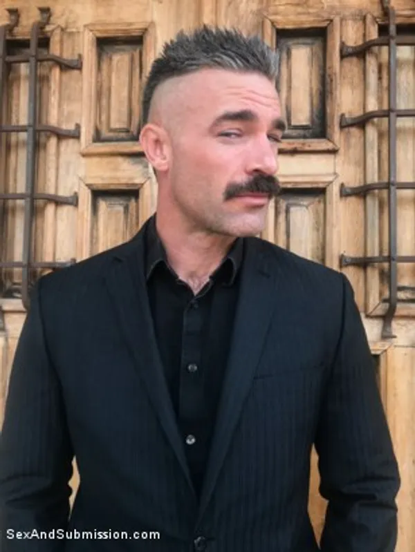 Charles Dera's photo 9