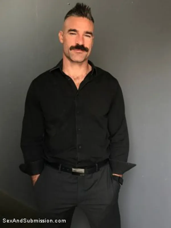 Charles Dera's photo 10