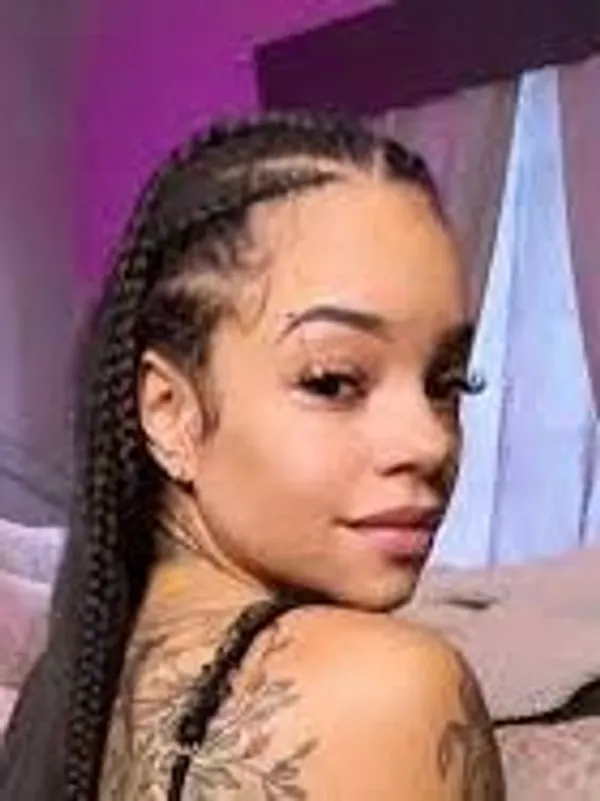 Charlie B Hustle's photo 3