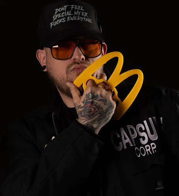 Charlie Classic's BabeWiki Profile