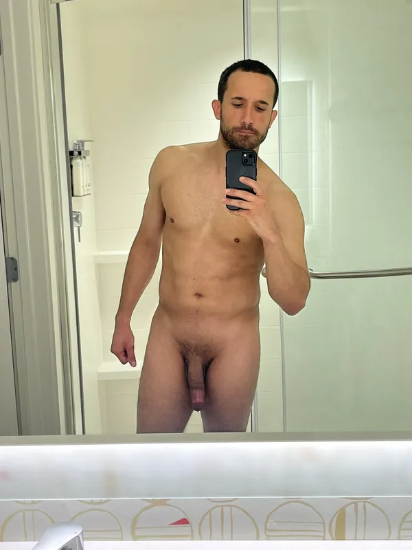 Charlie Cummins's BabeWiki Profile