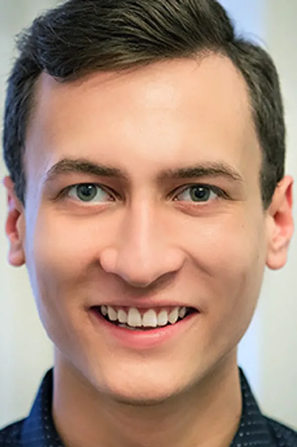 Charlie Dean's photo 7