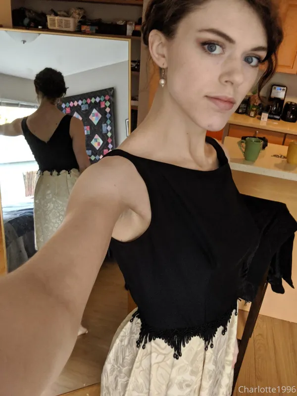 Charlotte1996's photo 8