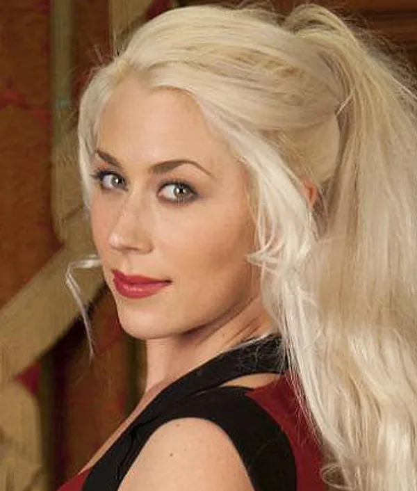 Charlotte Elizabeth's photo 5