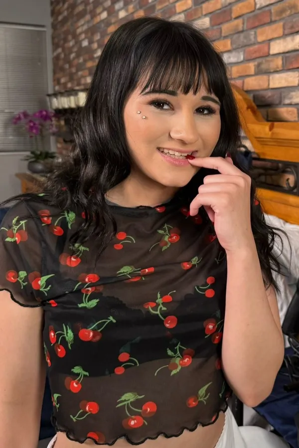 Chastity Doll's photo 4