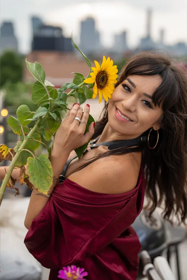 Chelsea Bee's BabeWiki Profile