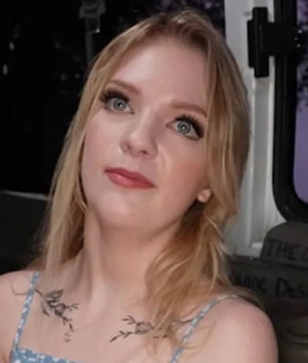 Chelsey Cross's photo 3