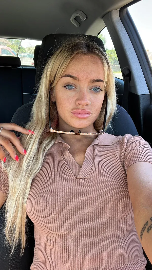 Chloe Famee's photo 5