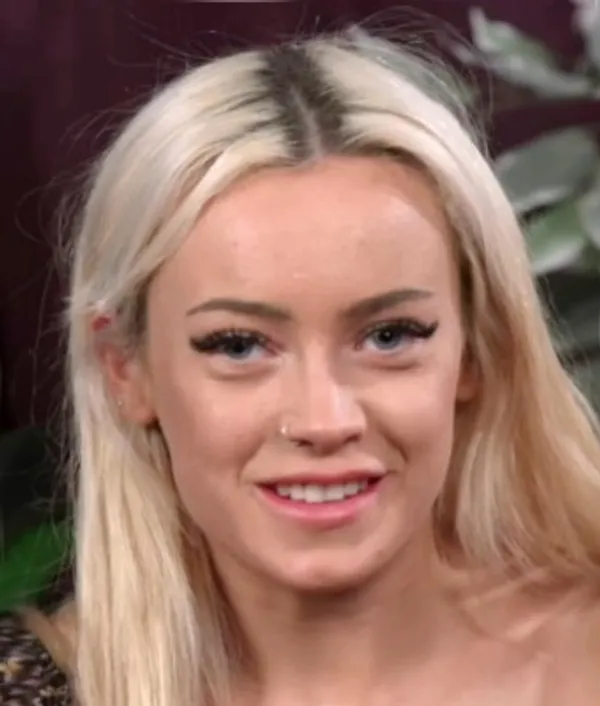 Chloe Famee's photo 9