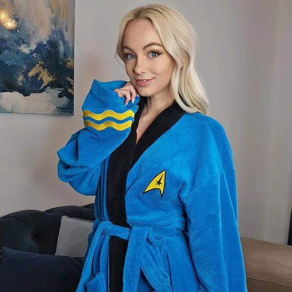 Chloe's BabeWiki Profile