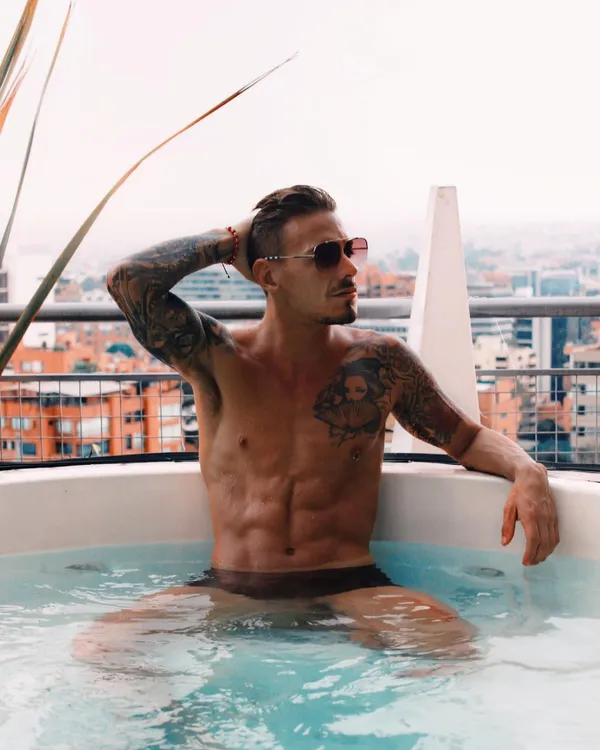 Chris Diamond's BabeWiki Profile