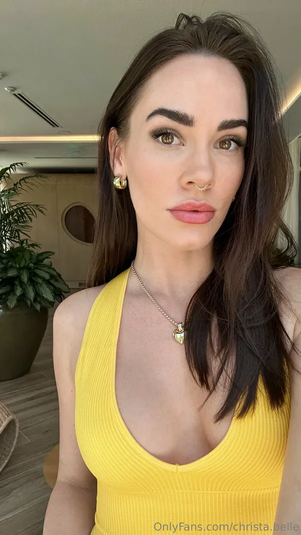 Christa Belle's BabeWiki Profile