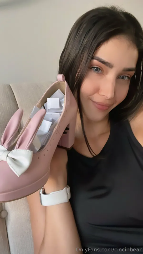 Cincinbear's BabeWiki Profile