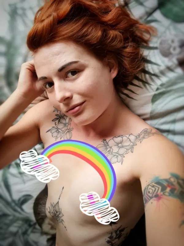 Claire's BabeWiki Profile