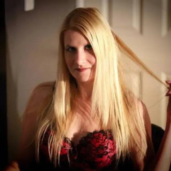 Clare Star's photo 3