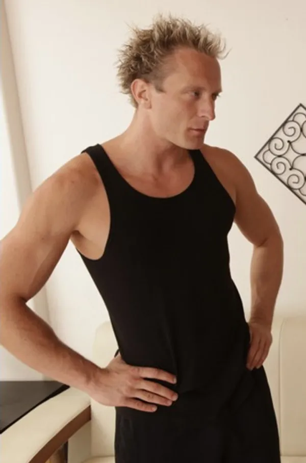 Clarke Kent's photo 3