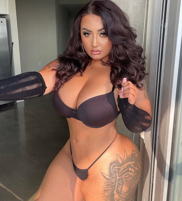 Coco Bunnie's BabeWiki Profile