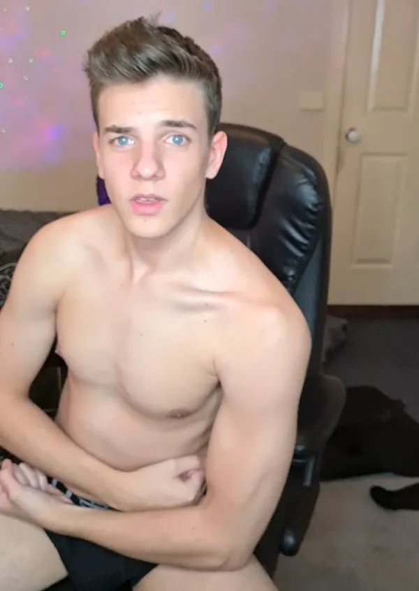 Connor Peters's photo 3