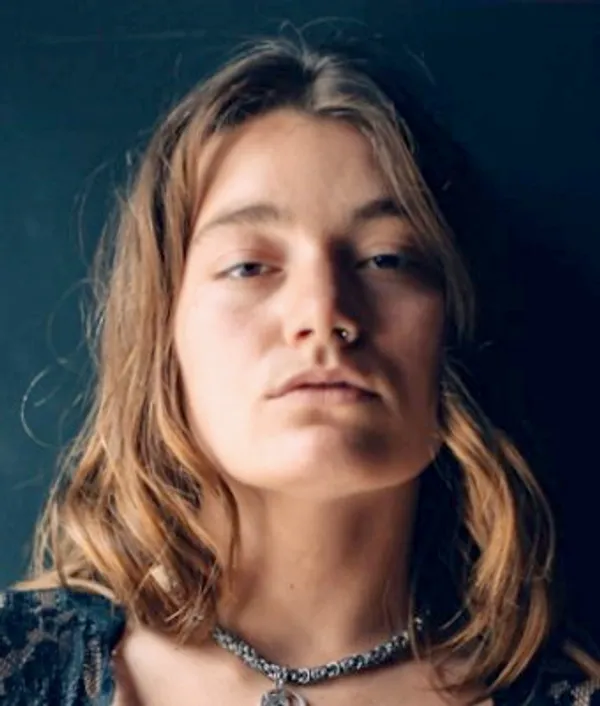 Coquine Louve's BabeWiki Profile