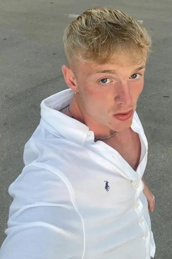 Corey Taylor's photo 3