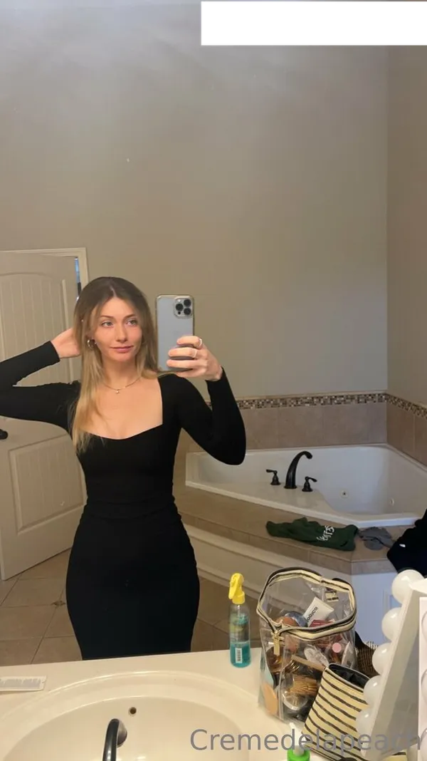 cremedelapeach's photo 3