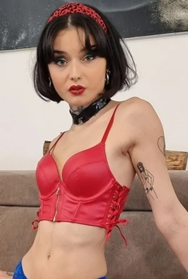 Crystal Cherry's photo 9