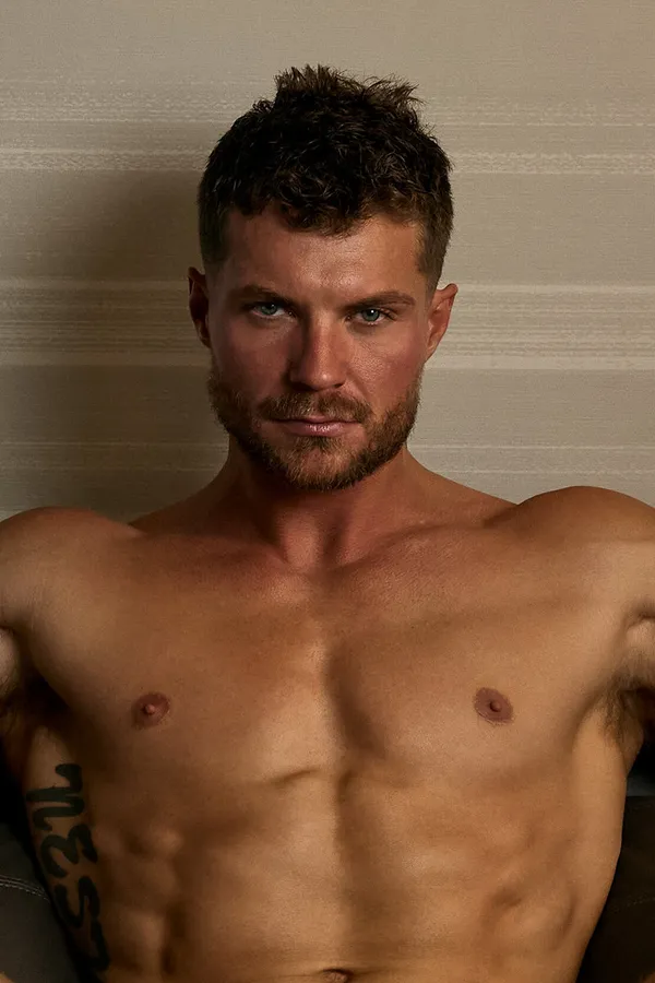 Curved King's photo 8