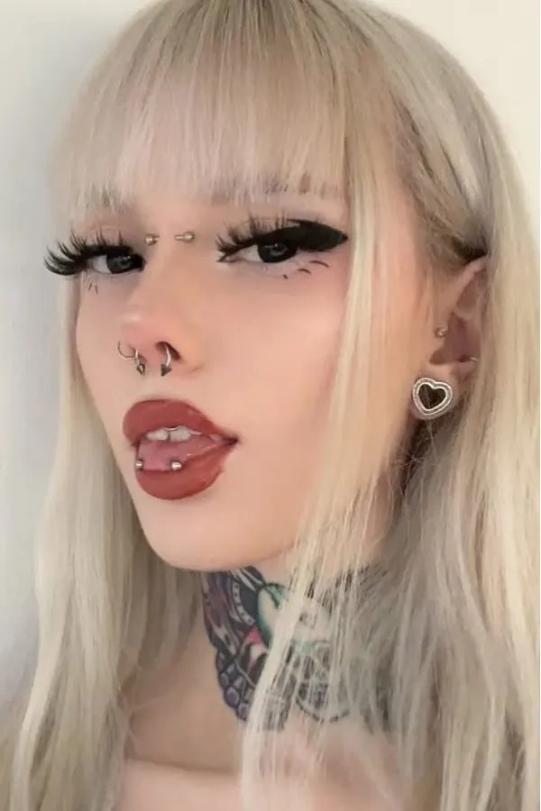 Cutiepiesade's photo 4