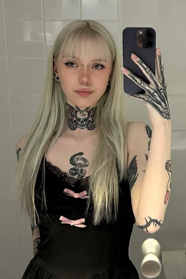 Cutiepiesade's photo 5