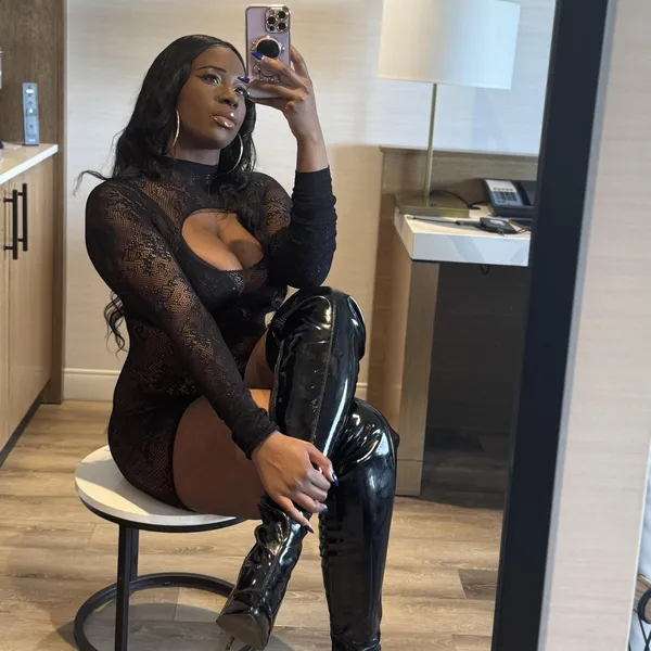 Daddys Rozay's BabeWiki Profile