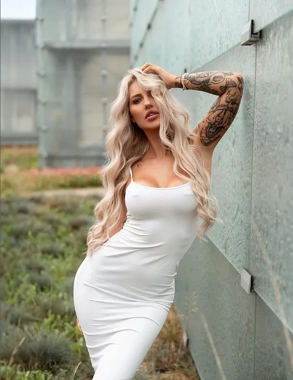 Dagmara Szewczyk's BabeWiki Profile