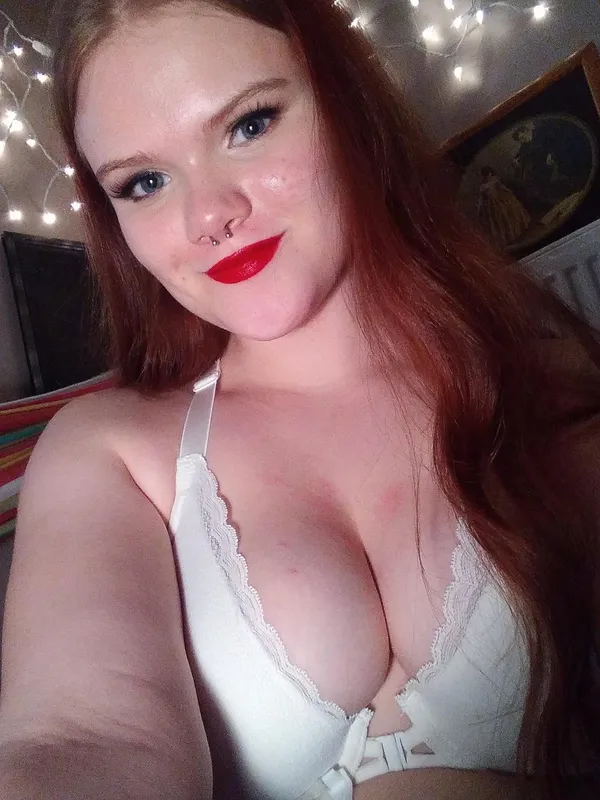 Daisy Valentine's photo 3