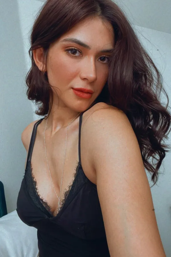 Dalton Vega's BabeWiki Profile