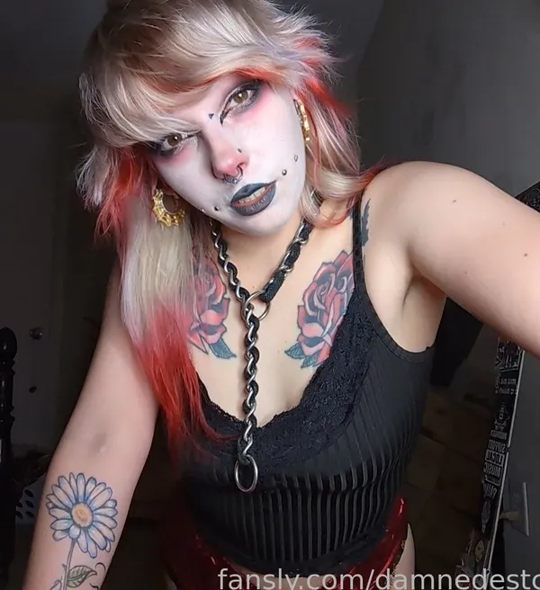 DamnedestCreature's BabeWiki Profile