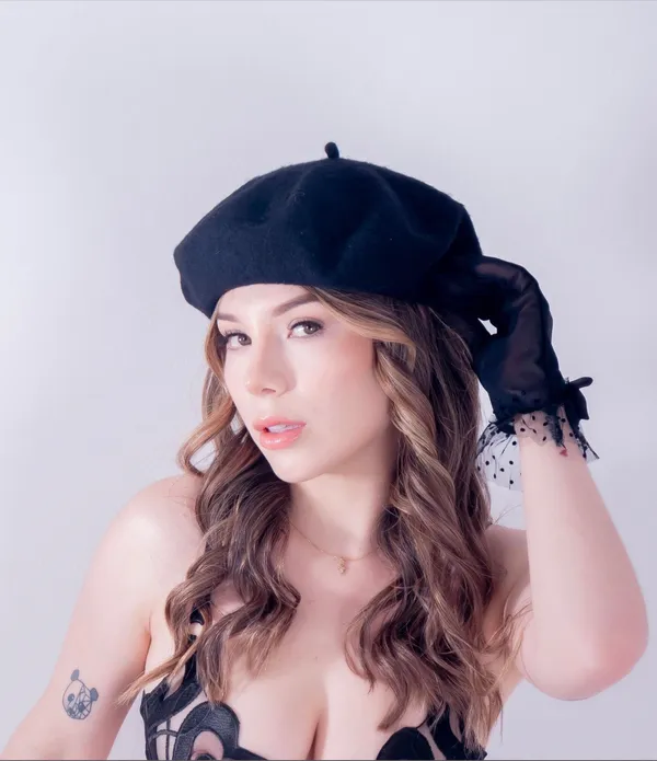 Dani Ortiz's BabeWiki Profile