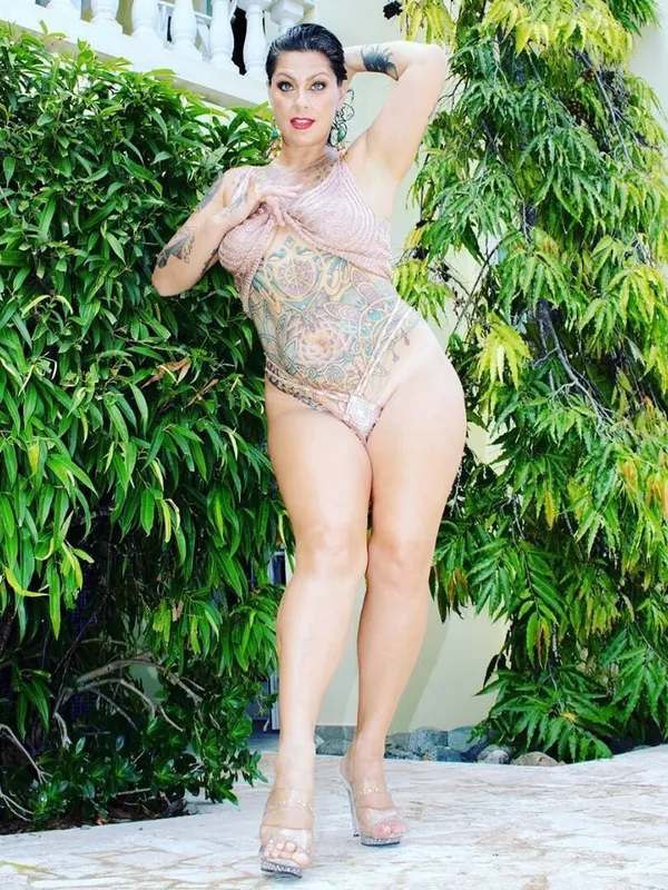 Danielle Colby's BabeWiki Profile