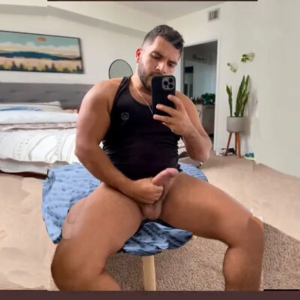 Danny Cross's BabeWiki Profile