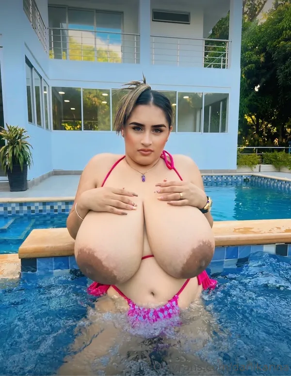 Darli Karina's BabeWiki Profile