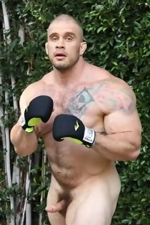 Davin Strong's photo 6