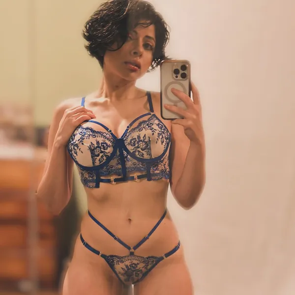 Daya Dare's BabeWiki Profile