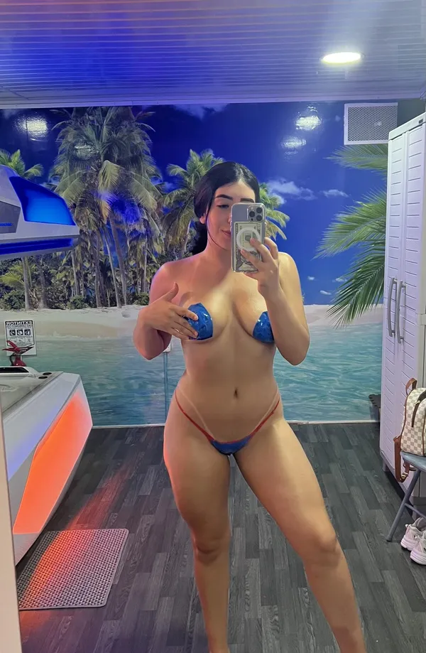 Dayana Martinez's photo 2