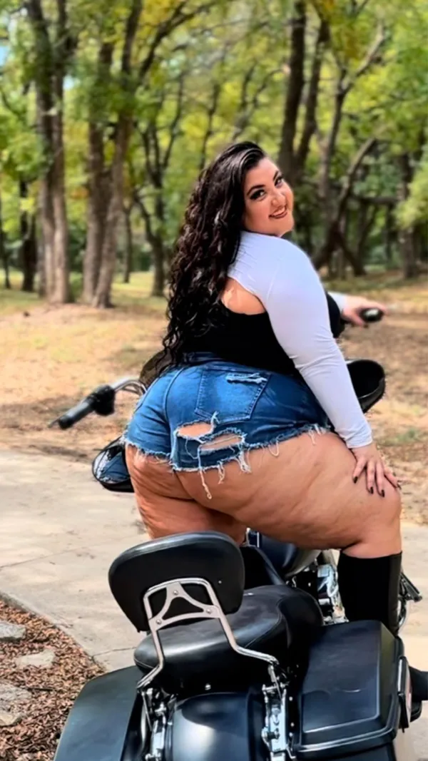 Dazey Kakez's photo 3