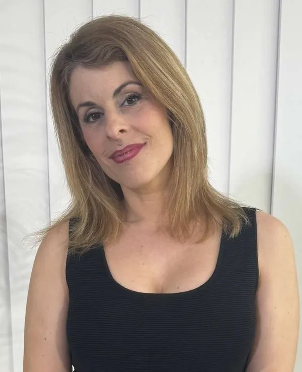 Deborah Bum's photo 8